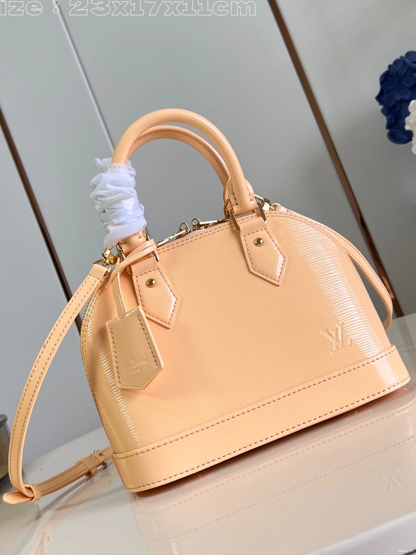 WIS BB-23.5*17.5*11.5cm VUITTON LOUIS ALMA 1207